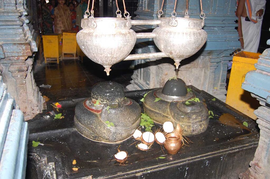 kaleshvara twine linga